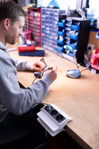 Stekkerdoos Brennenstuhl bureau klembaar 3 voudig 3 meter grijs/wit-2