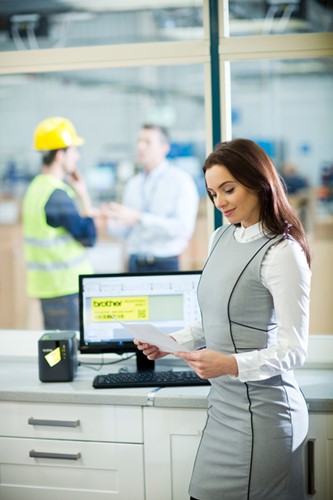 Labelprinter Brother P-touch TZe PT-P900Wc desktop 36mm zwart-2