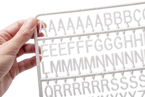 Letter set IEZZY voor letterbord 2x150 wit-2