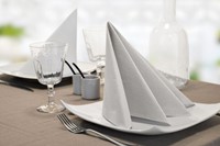 Lunchservet Tork Advanced 1/8 vouw 2-laags 328x325mm 200 vel wit 477402-3