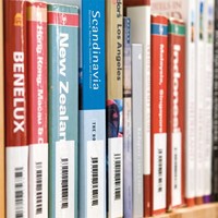 Labeltape Dymo LabelManager D1 polyester 19mmx7m zwart op wit-2